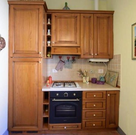ביביאנה Appartamento Di Lusso In Borgo Storico Toscano מראה חיצוני תמונה